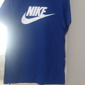 Men's Blue Nike shirt